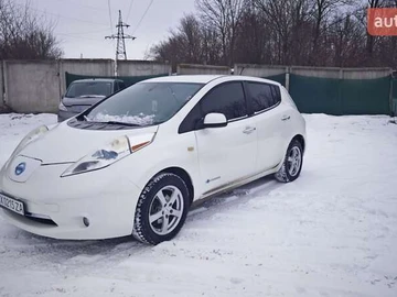 Авто Nissan Leaf 2013 № 8500055