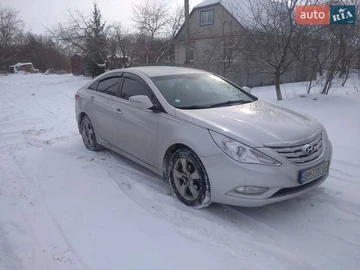 Авто Hyundai Sonata 2013 № 8500100