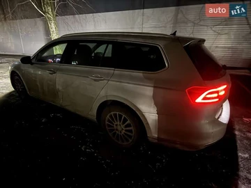 Авто Volkswagen Passat 2016 № 8500362