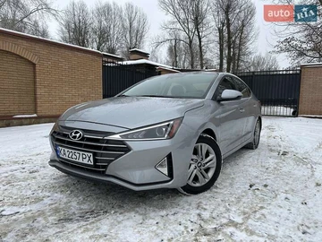 Авто Hyundai Elantra 2019 № 8500404