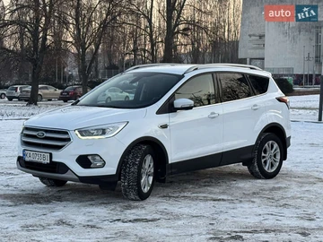 Авто Ford Kuga 2019 № 8500408