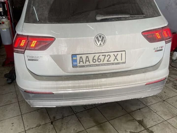 Авто Volkswagen Tiguan 2018 № 8500415