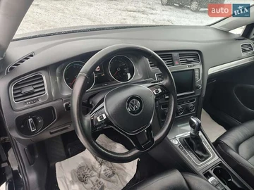 Авто Volkswagen E-Golf 2016 № 8500687