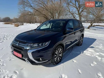 Авто Mitsubishi Outlander 2020 № 8500956