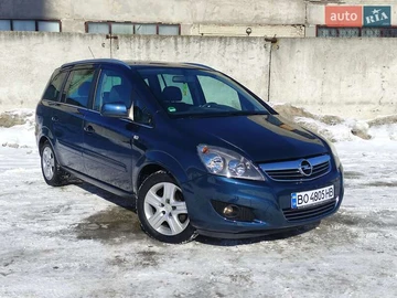 Авто Opel Zafira 2011 № 8501125