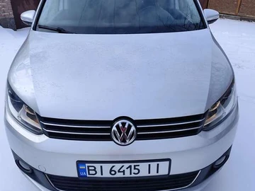 Авто Volkswagen Touran 2011 № 8501137
