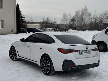Авто BMW I4 2022 № 8501236