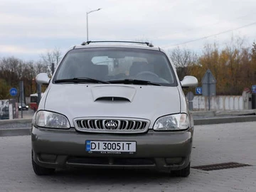 Авто KIA Carnival 2000 № 8501254