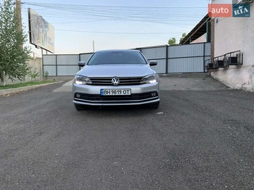 Авто Volkswagen Jetta 2015 № 8501422