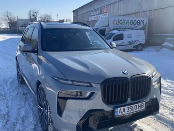 Авто BMW X7 2023 № 8501647