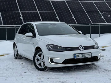 Авто Volkswagen E-Golf 2015 № 8501865