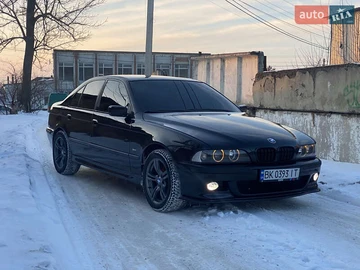 Авто BMW 5 Series 2001 № 8502151