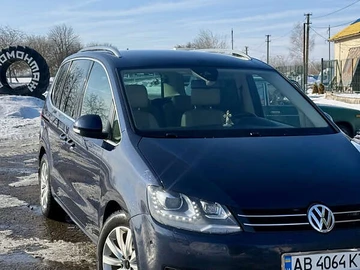 Авто Volkswagen Sharan 2011 № 8502253