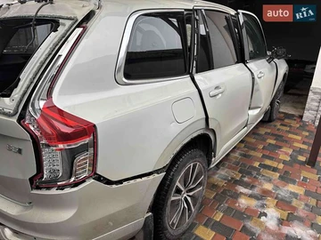 Авто Volvo Xc90 2020 № 8502360