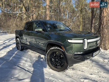 Авто Rivian R1T 2023 № 8502377