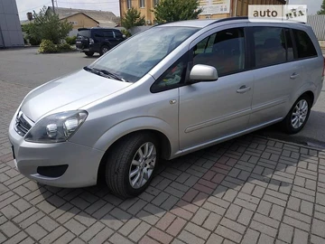 Авто Opel Zafira 2012 № 8502717