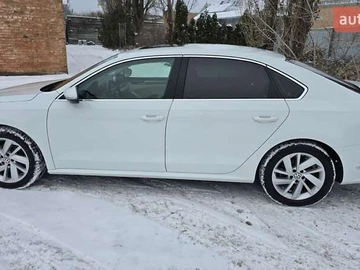 Авто Volkswagen Passat 2018 № 8502927