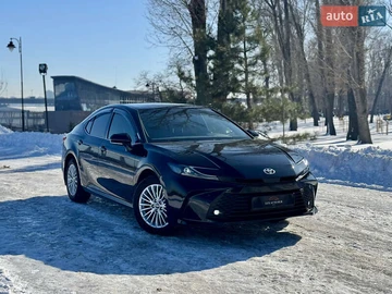 Авто Toyota Camry 2025 № 8503115