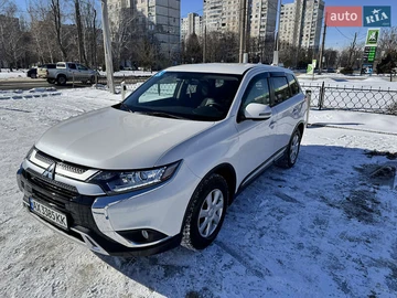 Авто Mitsubishi Outlander 2021 № 8503292