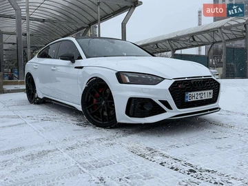 Авто Audi Rs5 2021 № 8503392