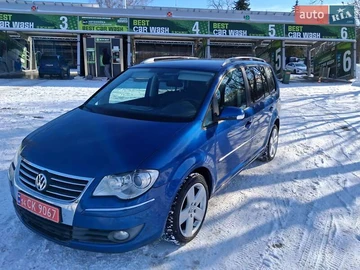 Авто Volkswagen Touran 2008 № 8503484