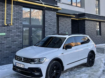 Авто Volkswagen Tiguan 2019 № 8503586