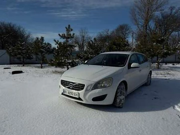 Авто Volvo V60 2012 № 8503823
