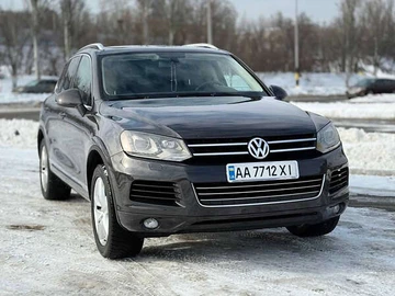 Авто Volkswagen Touareg 2012 № 8503900