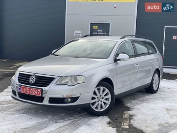 Авто Volkswagen Passat 2010 № 8504133
