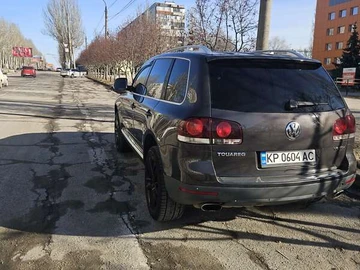 Авто Volkswagen Touareg 2007 № 8504339