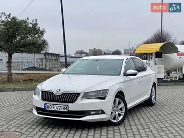 Авто Skoda Superb 2015 № 8504432
