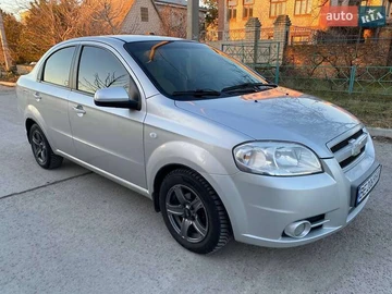 Авто Chevrolet Aveo 2007 № 8504771
