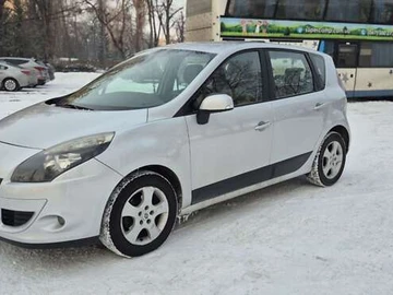 Авто Renault Scenic 2010 № 8504869
