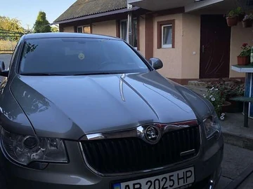 Авто Skoda Superb 2011 № 8504902