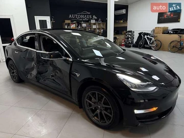 Авто Tesla Model 3 2019 № 8504937