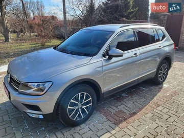 Авто Volkswagen Tiguan 2019 № 8505109