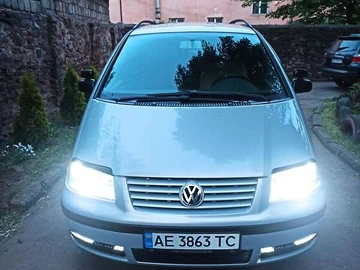 Авто Volkswagen Sharan 2002 № 8505309