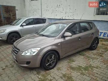 Авто KIA Ceed 2008 № 8505313