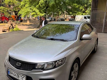 Авто KIA Cerato 2010 № 8505402
