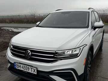 Авто Volkswagen Tiguan 2021 № 8505685