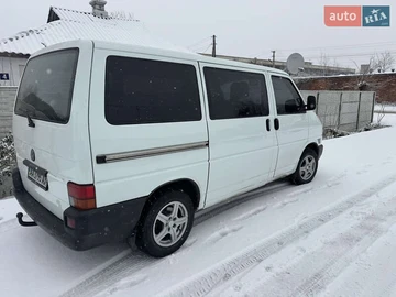 Авто Volkswagen Transporter 2002 № 8506021