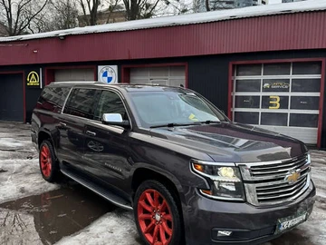 Авто Chevrolet Suburban 2016 № 8506225