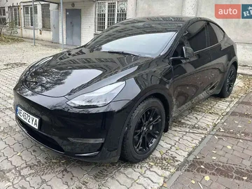 Авто Tesla Model Y 2022 № 8506922
