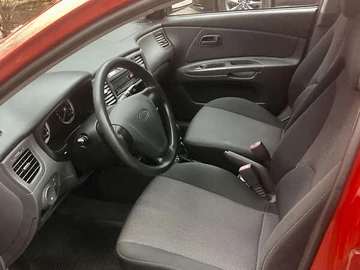 Авто KIA Rio 2006 № 8506955