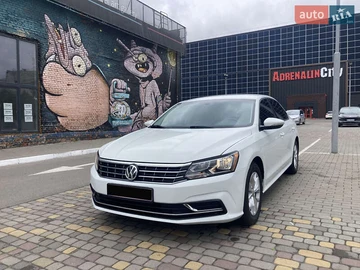 Авто Volkswagen Passat 2017 № 8507164