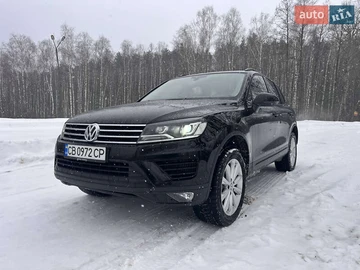 Авто Volkswagen Touareg 2015 № 8507321