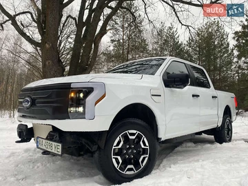 Авто Ford F-150 2023 № 8507335