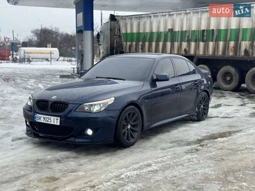 Авто BMW 5 Series 2004 № 8508156