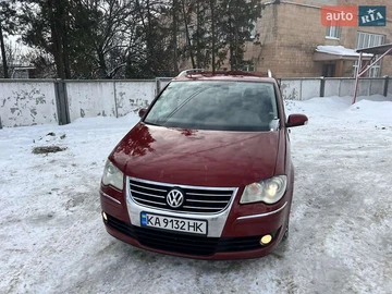 Авто Volkswagen Touran 2007 № 8509059