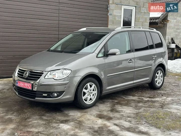 Авто Volkswagen Touran 2007 № 8509061